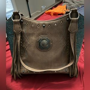 Justin leather concealed carry handbag